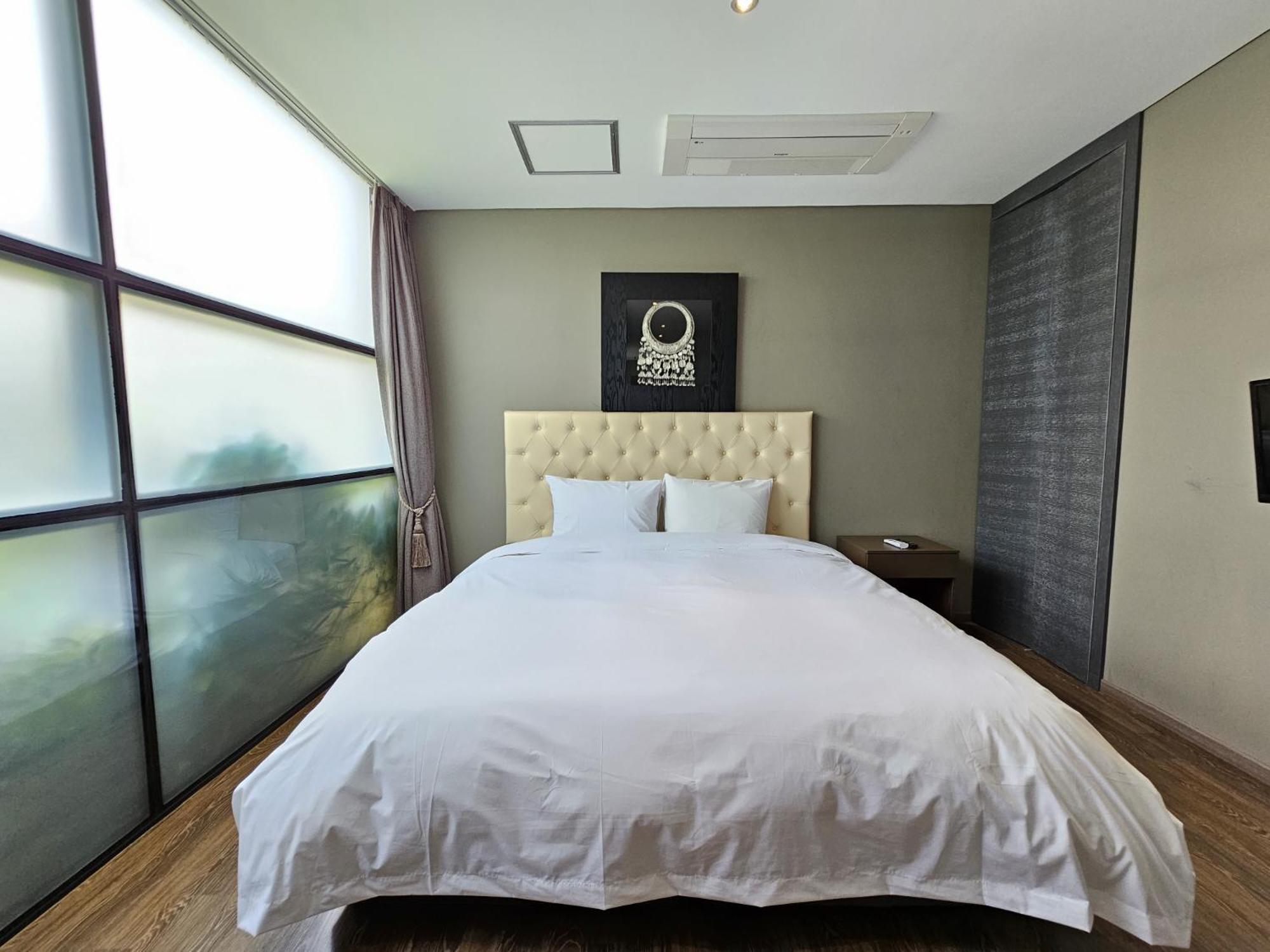 Jeju Hotel Scarboro Seogwipo Eksteriør billede