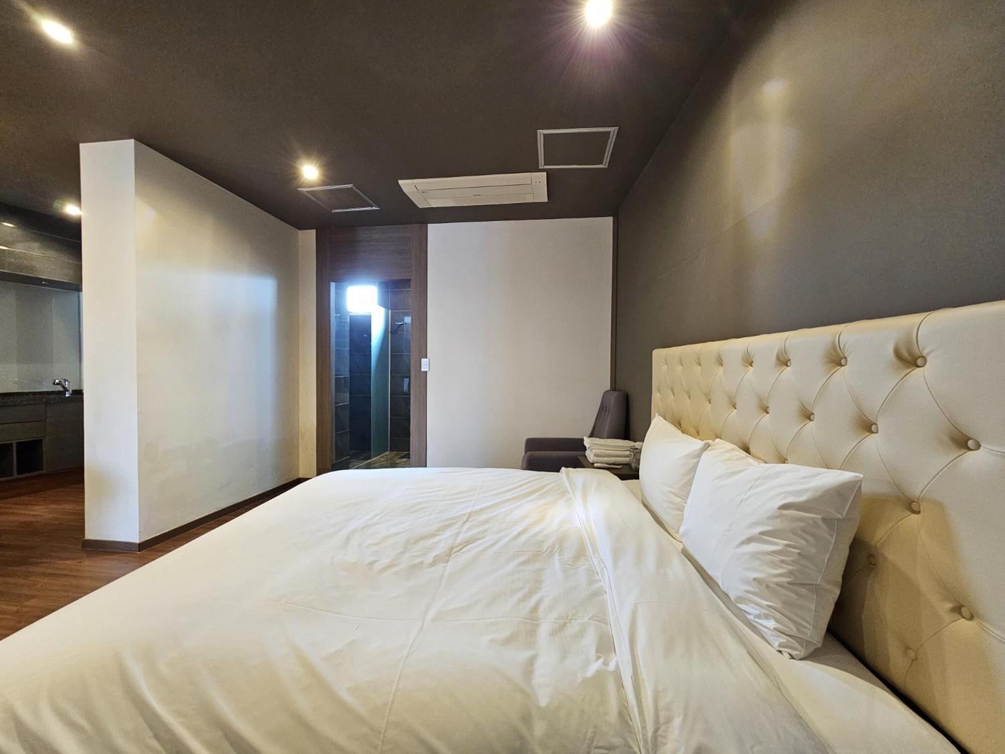 Jeju Hotel Scarboro Seogwipo Eksteriør billede